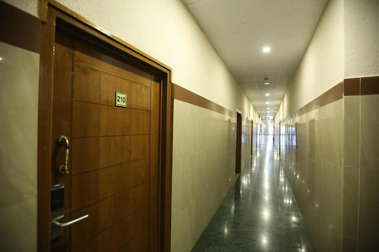 ***  Townhouse J K Golden Embassy 호텔 마이소르 인도