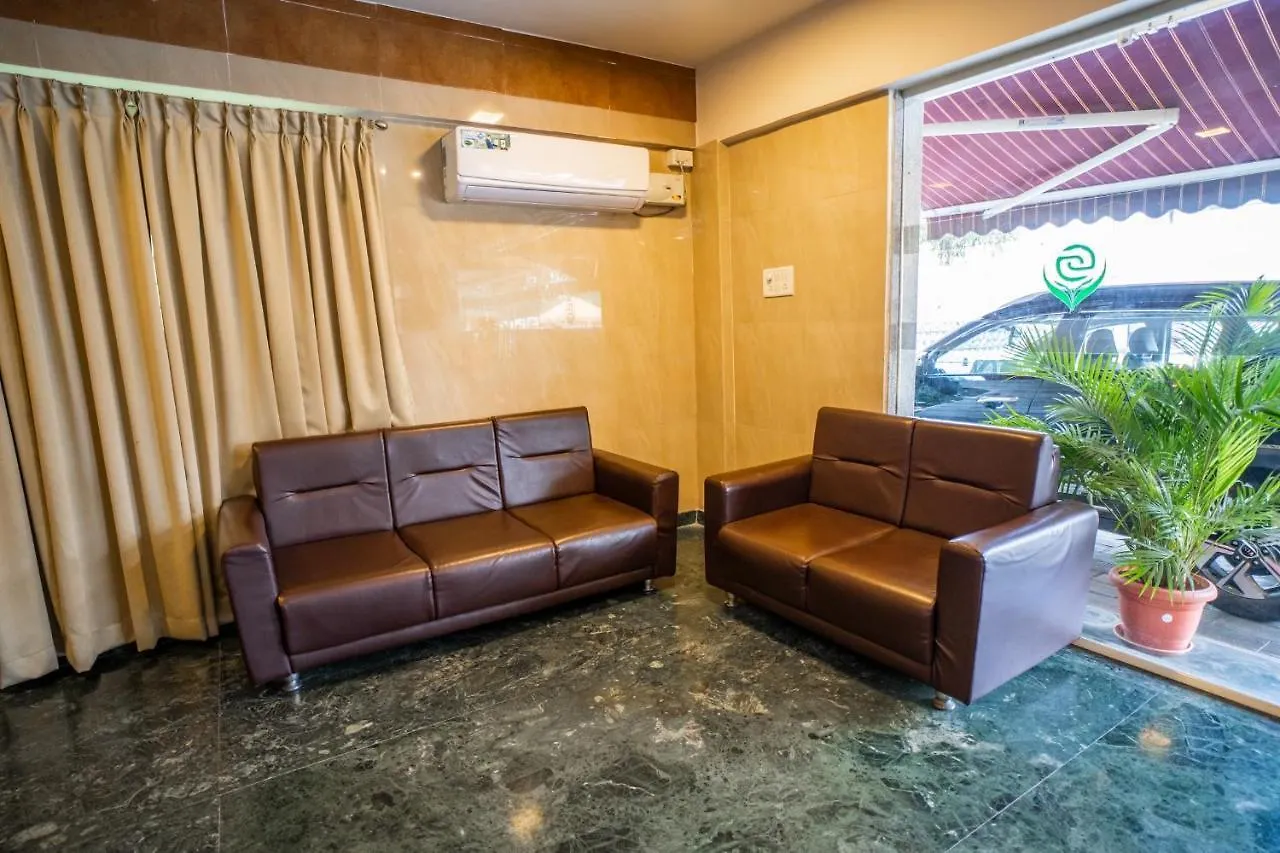 Townhouse J K Golden Embassy Hotel Maiçor 3*,